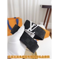 LOUIS VUITTON Belts